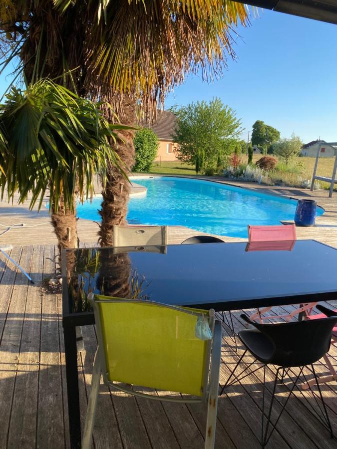 Agreable Chambre D'Hote Calme Avec Piscine Souvans Kültér fotó